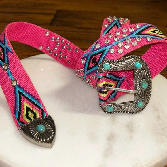 Montana West ~ Medium ~ Pink W/Multi-Colors Aztec ~ Rhinestones/Turquoise Belt - Picture 8 of 16